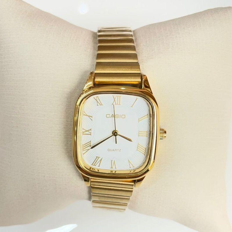 RELOGIO CASIO FEM DRD F BRANCO N ROMANOS